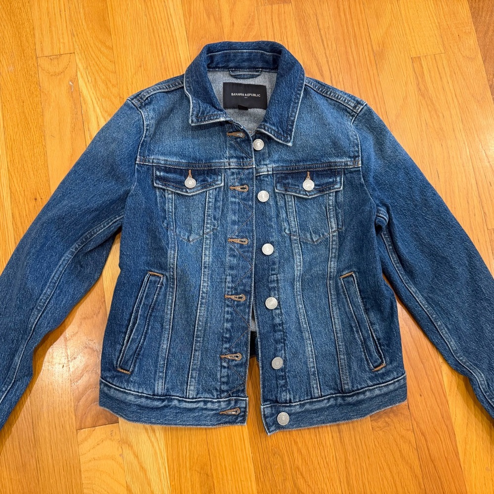 Banana Republic Classic Blue Denim Jacket